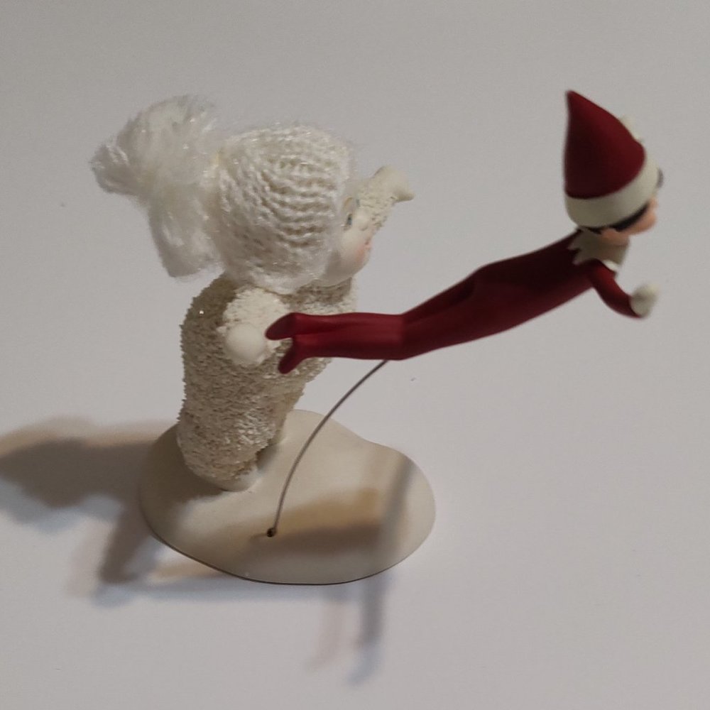 Department 56 Snowbabies “Elf On the Shelf Gives Flying Lessons” Porcela… - Picture 3 of 4